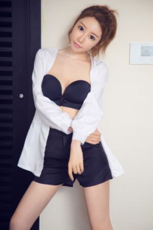 里番acg口番全彩本子库亚丽娜_BD韩语免费观看视频