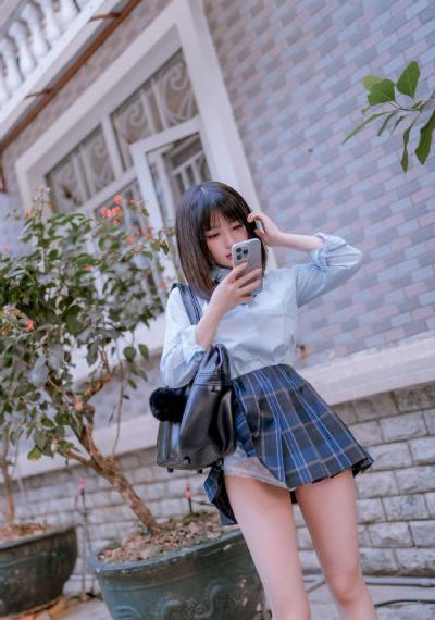 年轻的丝袜老师_BD国语免费观看韩国